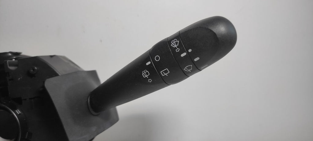 Alfa Romeo 156 1.9JTD 85kW 8V 2004 Front Wiper / Indicator Light Stalk 156047957