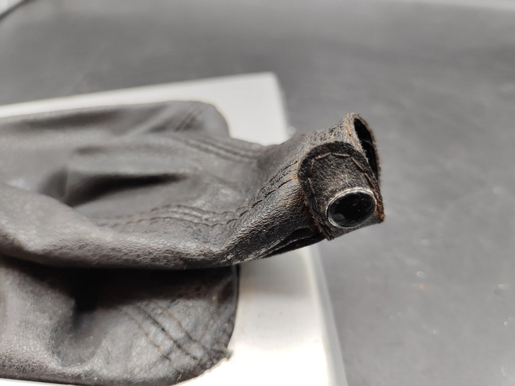 Alfa Romeo 156 2003 Gear Shift Knob Surround Leather Gaiter 156033239