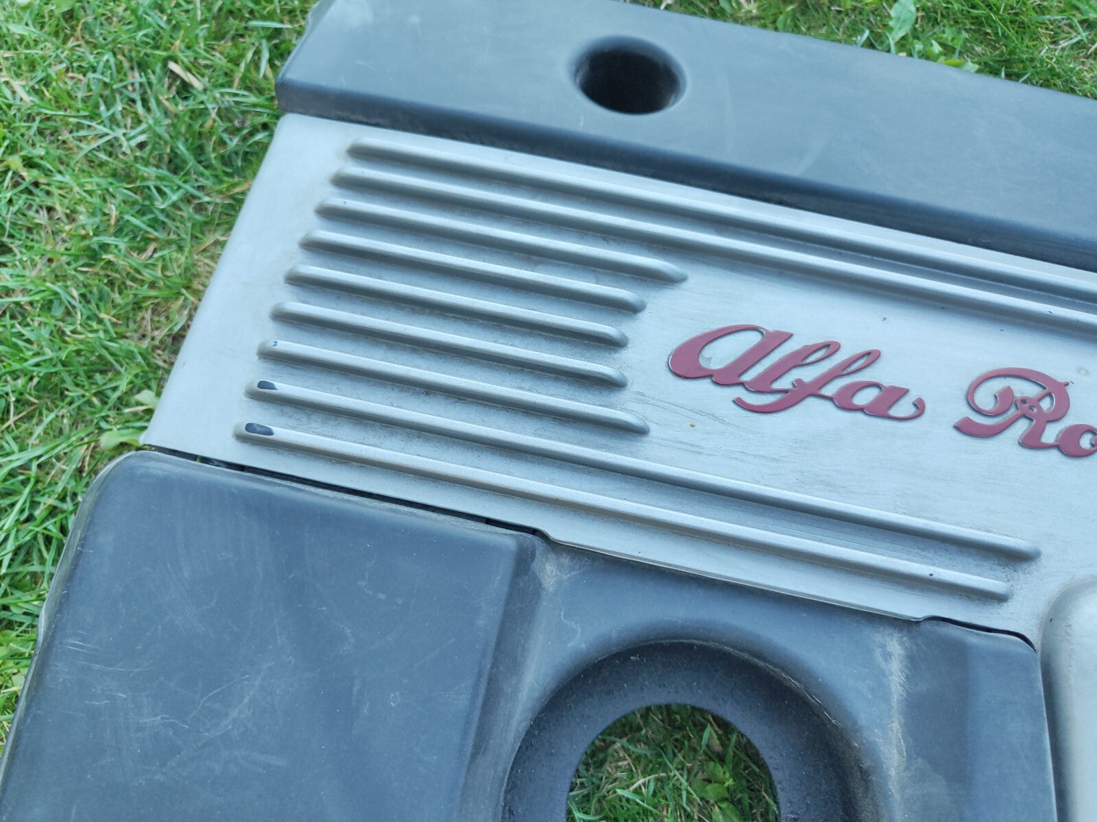 Alfa Romeo 147 8V JTD 2005 Diesel Engine Plastic Top Cover 46480339