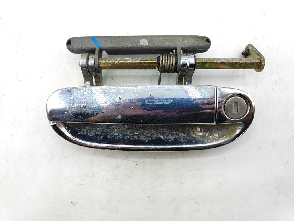 Alfa Romeo 166 2.4JTD 110kW 10V 2002 LHD Front Left Door Chrome Handle