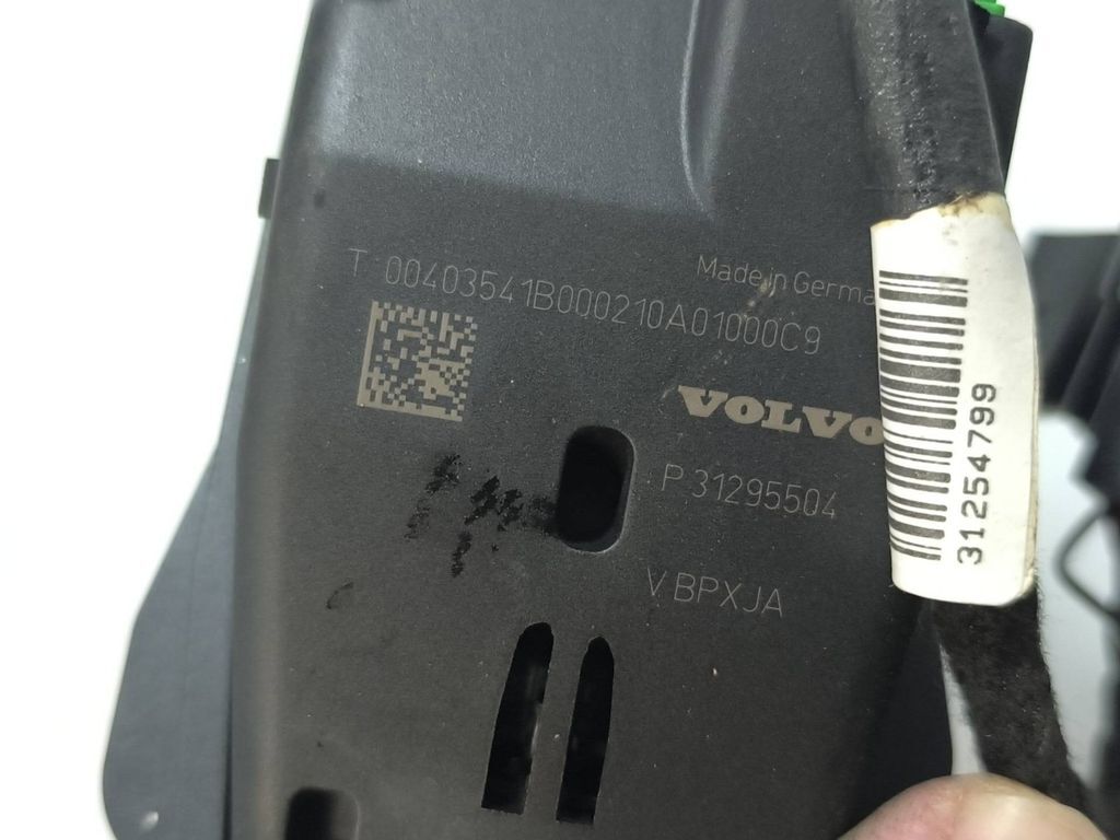 Volvo S60 2012 Front Windshield Rain sensor 31295504 