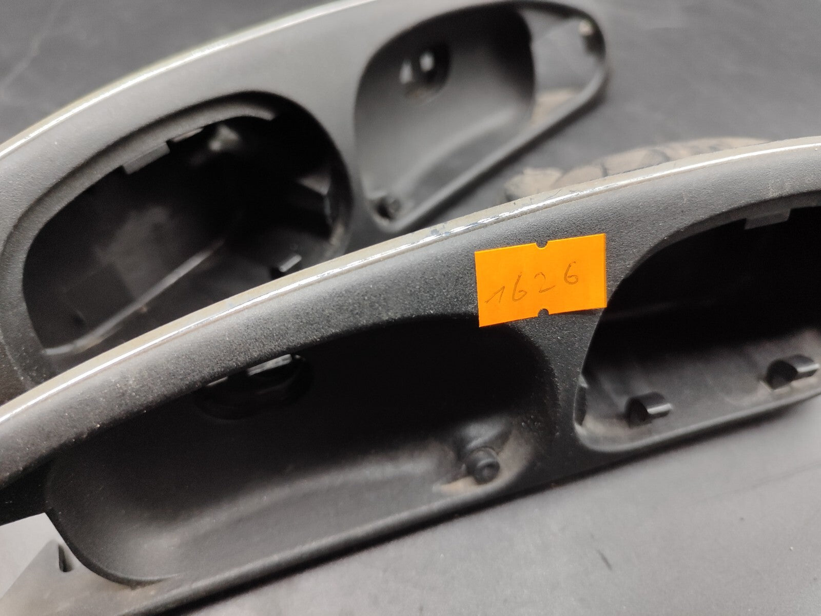 Alfa Romeo 156 2.4JTD 110kW 2002 Rear Left Right Door Inner Handle Trim Ashtray