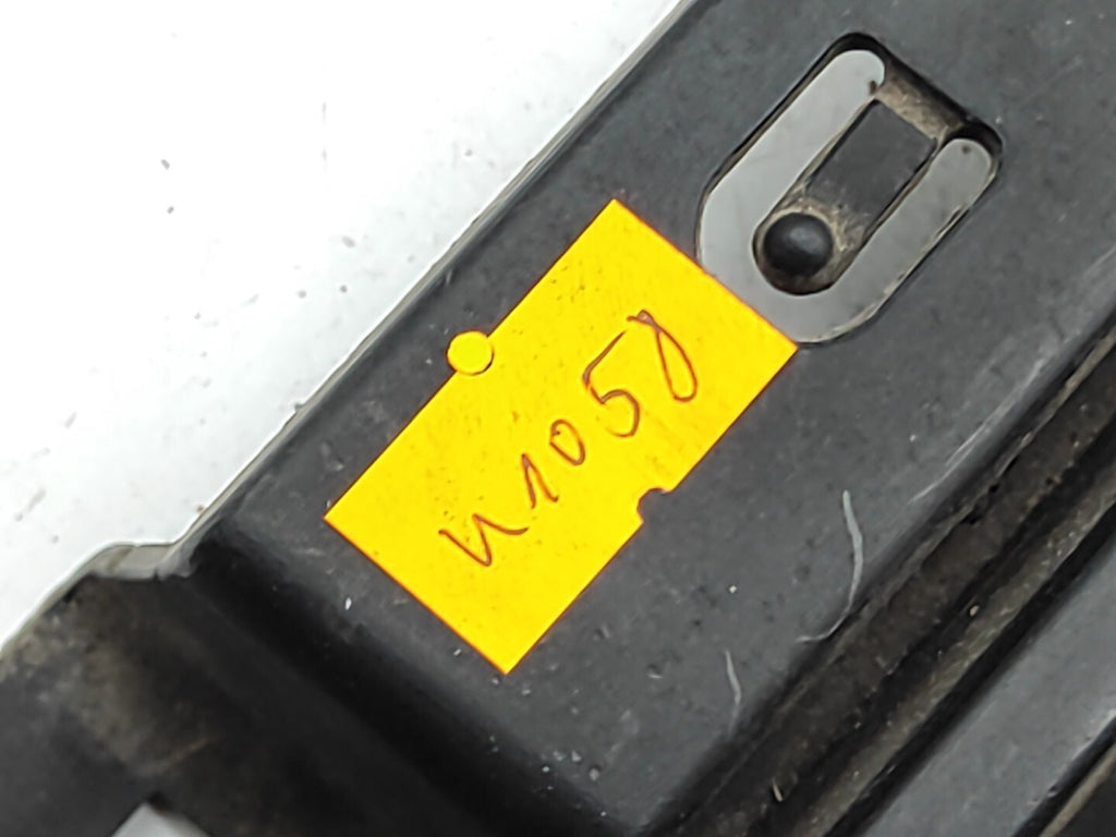 BMW 5 Series E34 Petrol 1988 Front Right Side Headlight Grill 843175