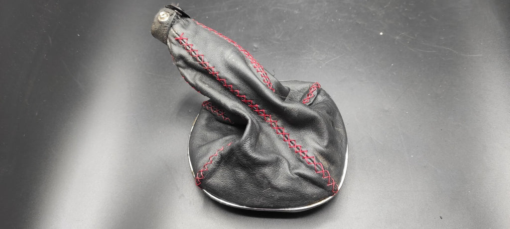 Alfa Romeo 147 1.9JTD 16V 2003 Shift Knob Surround Leather Trim Gaiter