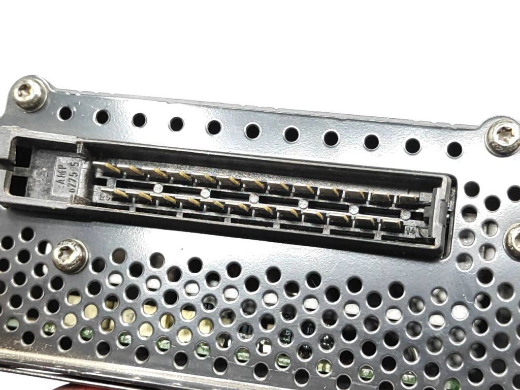 Audi A4 S4 B6 8E 8H 2003 Sound amplifier 8E5035223A 