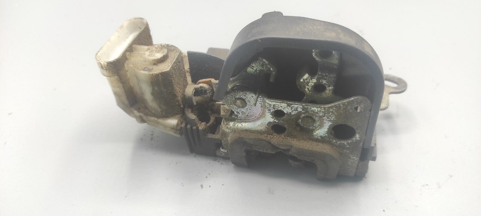 Alfa Romeo 147 1.9JTD 110kW Diesel 2004 LHD Front Right Door Lock B792