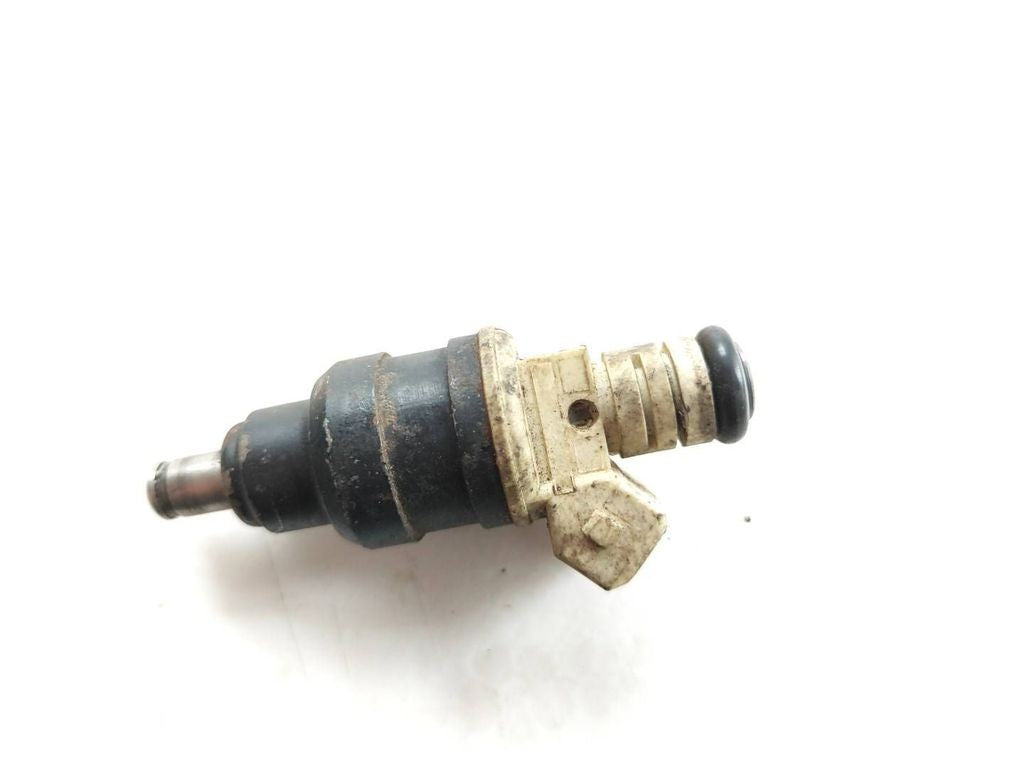 BMW 5 E34 1993 Petrol fuel supply injector 0280150716  