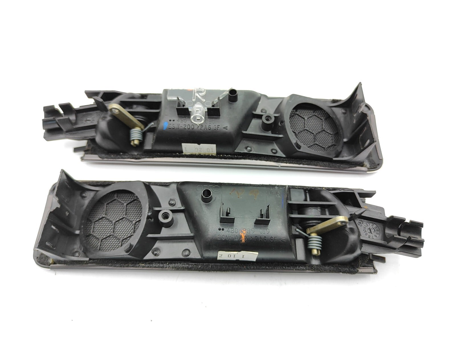 Audi A6 C5 2.5TDI 2000 Rear Door Inner Handle Set 4B0839019 4B0839020