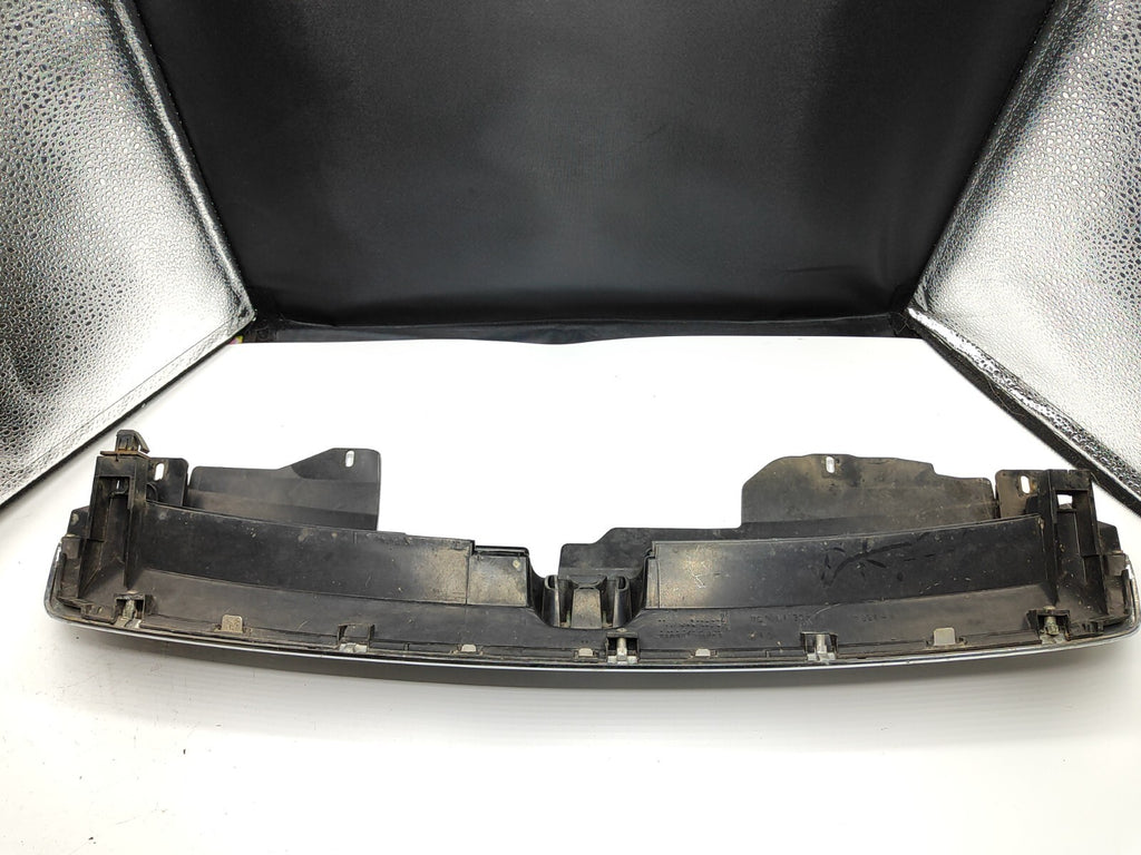 Honda Accord CD7 1996 Front Bumper Upper Center Grill
