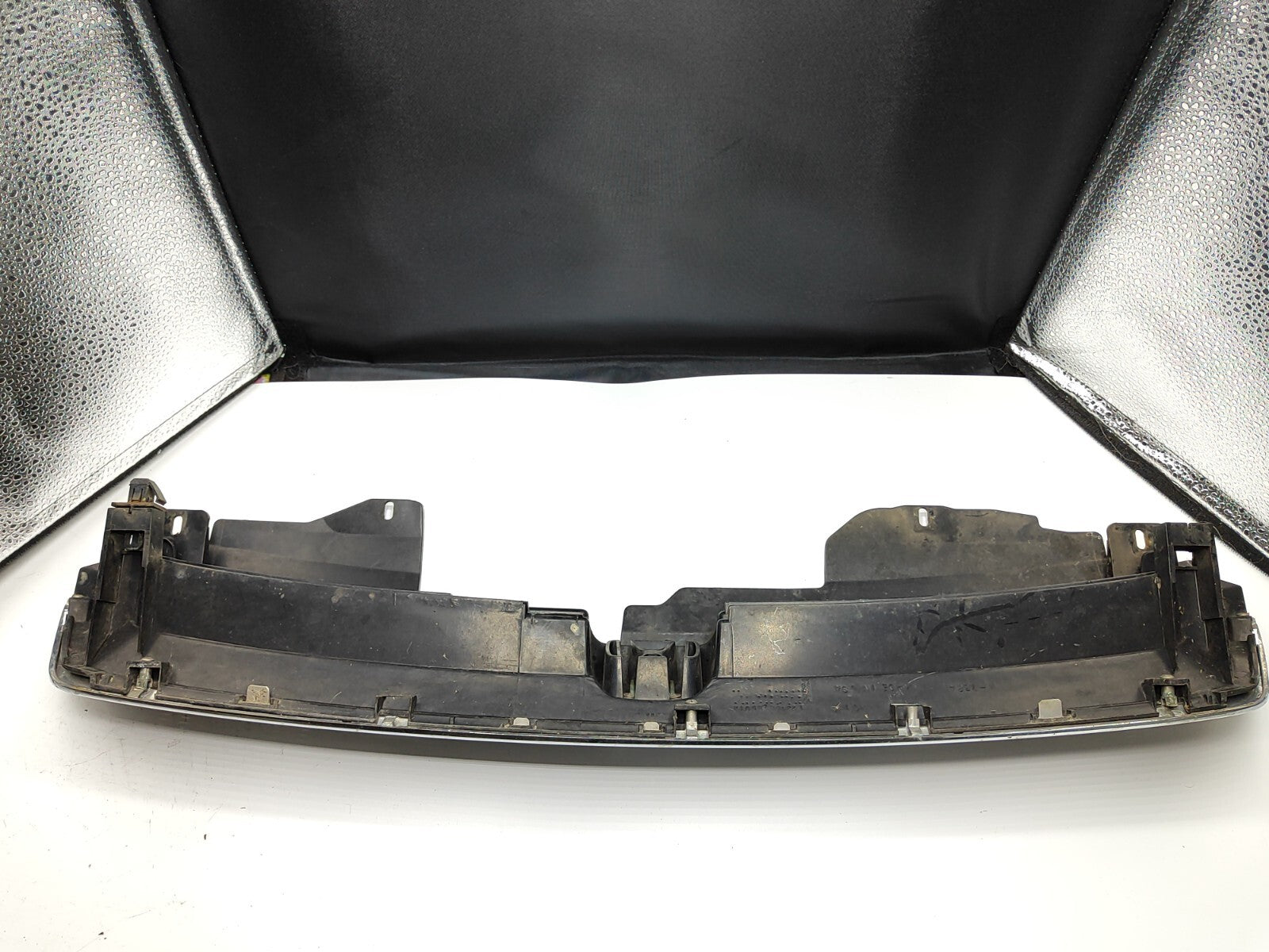 Honda Accord CD7 1996 Front Bumper Upper Center Grill