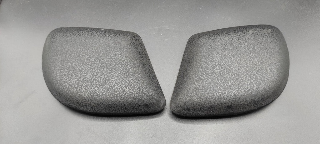 Alfa Romeo GT 1.9JTD 110kW 2005 Front Left Right Center Console Leather Trim