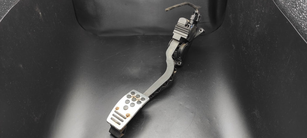 Alfa Romeo 147 1.9JTD 16V 2002 LHD Throttle Gas Pedal 0281002380 46755863