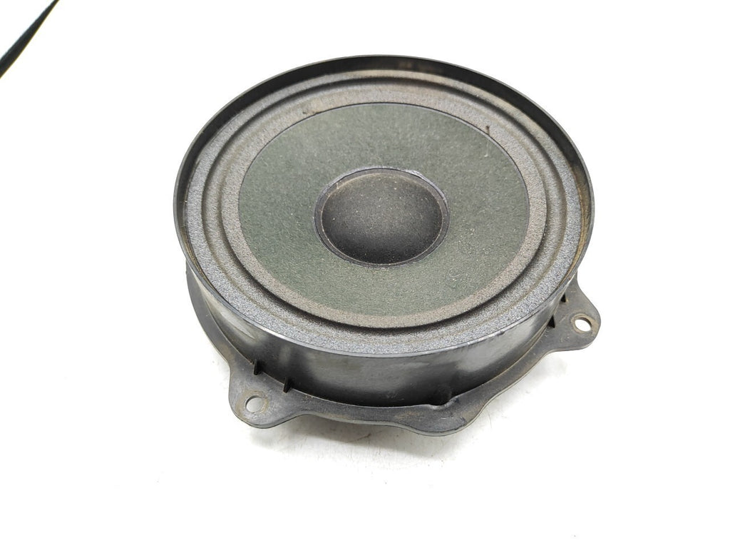 Alfa Romeo GT 2.0JTS 2004 Rear Right Side Speaker