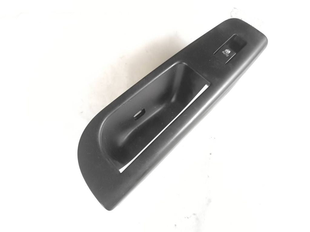 KIA Ceed 2009 Electric window control switch 833511H000 