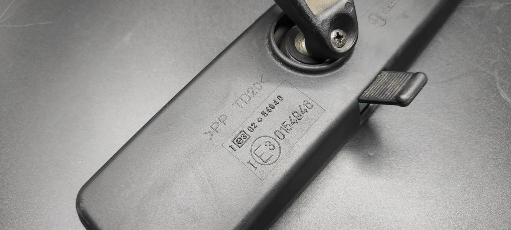 Alfa Romeo 147 1.9JTD 85kW 8V 2005 Rear Interior View Mirror E30154946