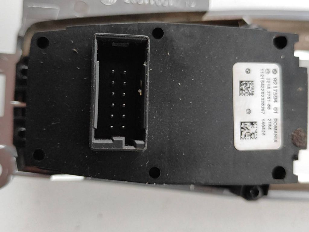 BMW 5 F10 F11 2016 Hand parking brake switch surround trim 9217594 