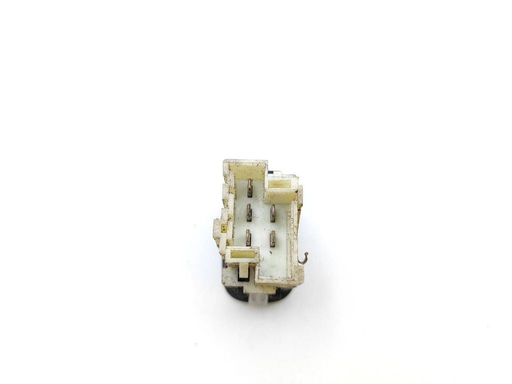 Volvo S70  V70  V70 XC 1997 Seat heating switch button 9162939 