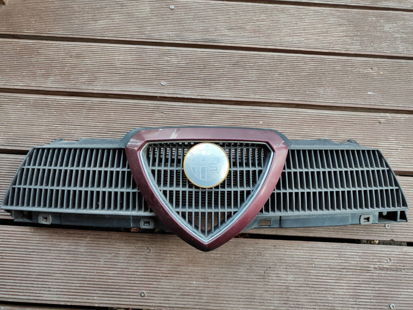 Alfa Romeo 155 Front Upper Mesh Grill 60506207