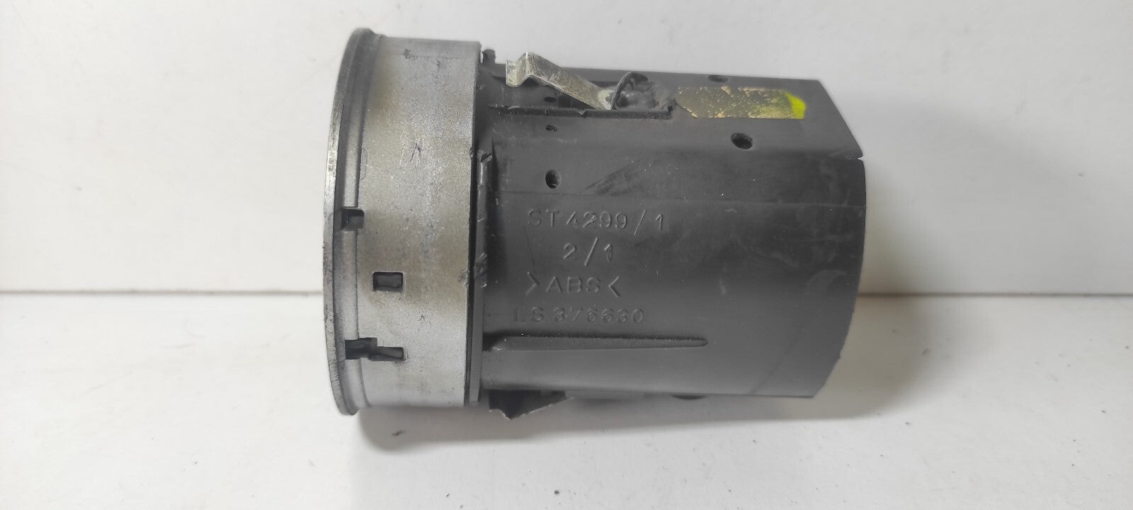 Alfa Romeo 159 1.9JTDm 88kW Diesel 2007 LHD Front Side Dash Panel Air Vent