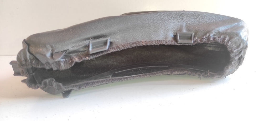 Peugeot 607 3.0i V6 2002 Handbrake Parking Brake Surround Leather Trim