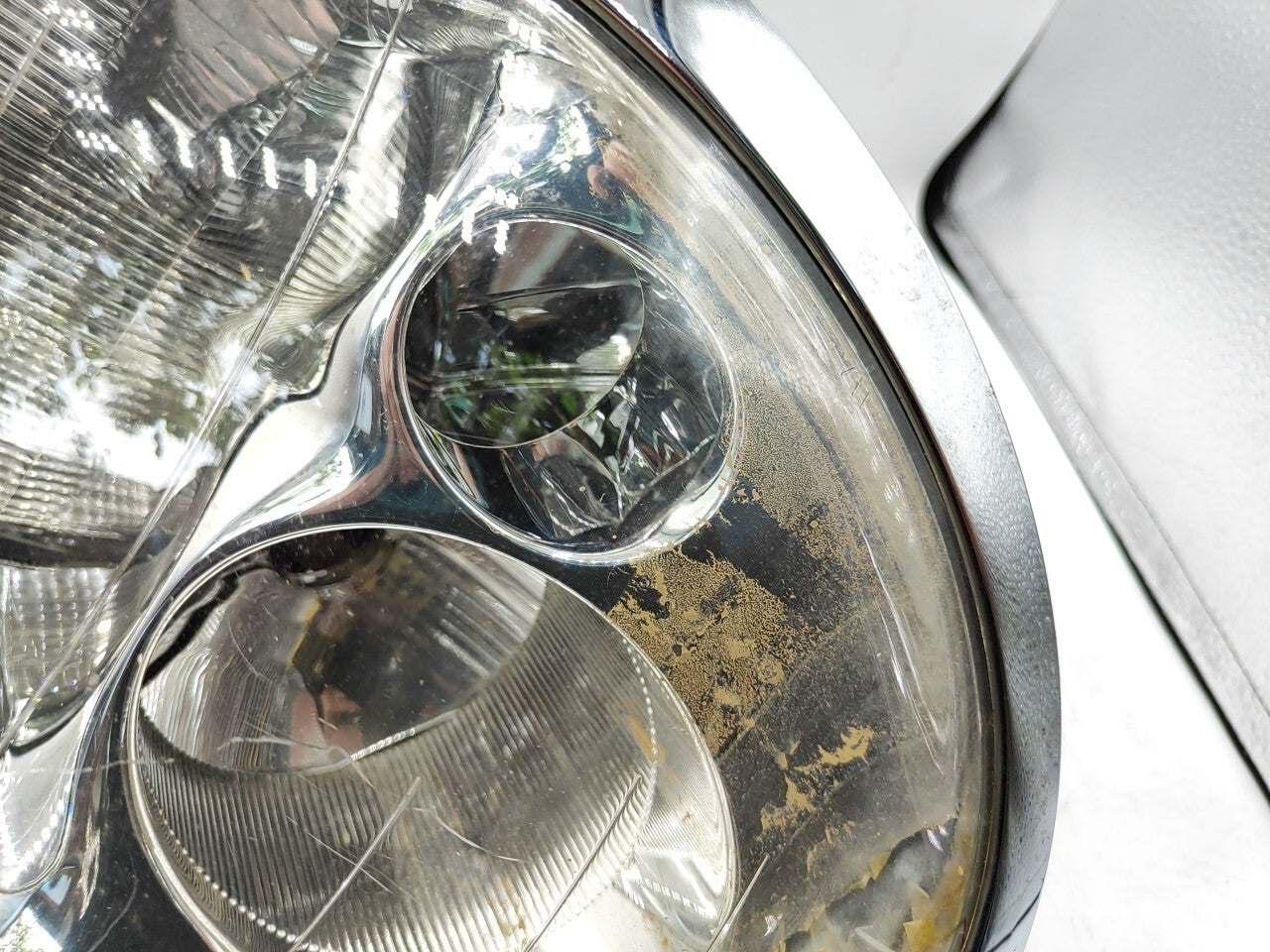 Mini Cooper R50 R53 2005 USA Front Left Headlight FOR PARTS 6911705