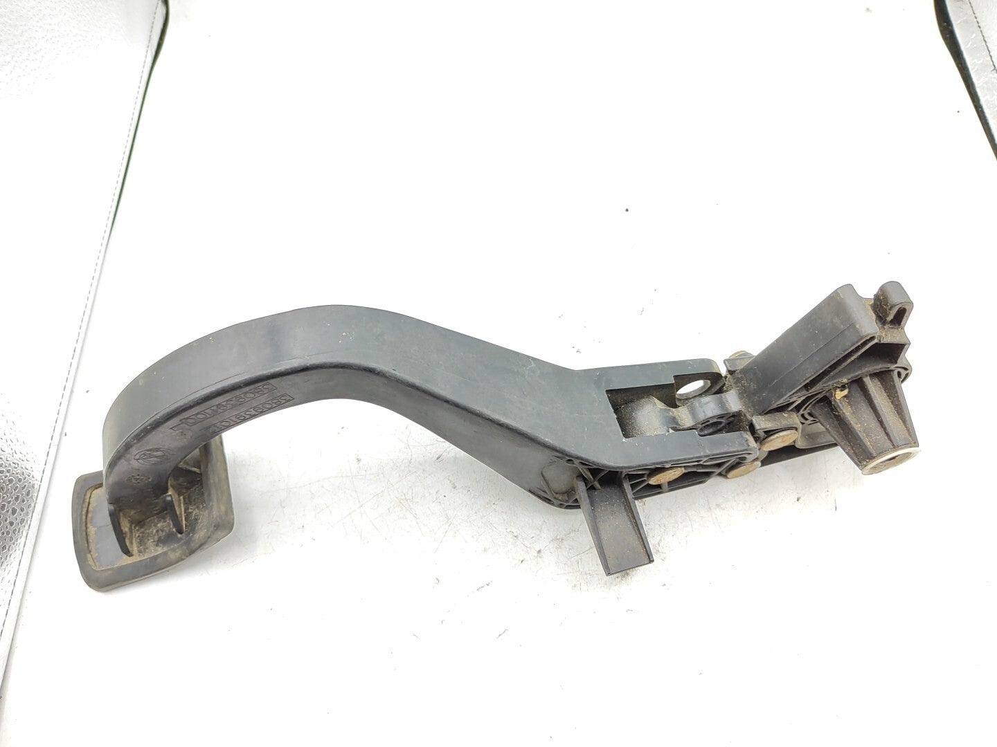 Alfa Romeo 159 Brera 2.4JTDm Diesel 2009 LHD Gearbox Clutch Pedal 3809391012