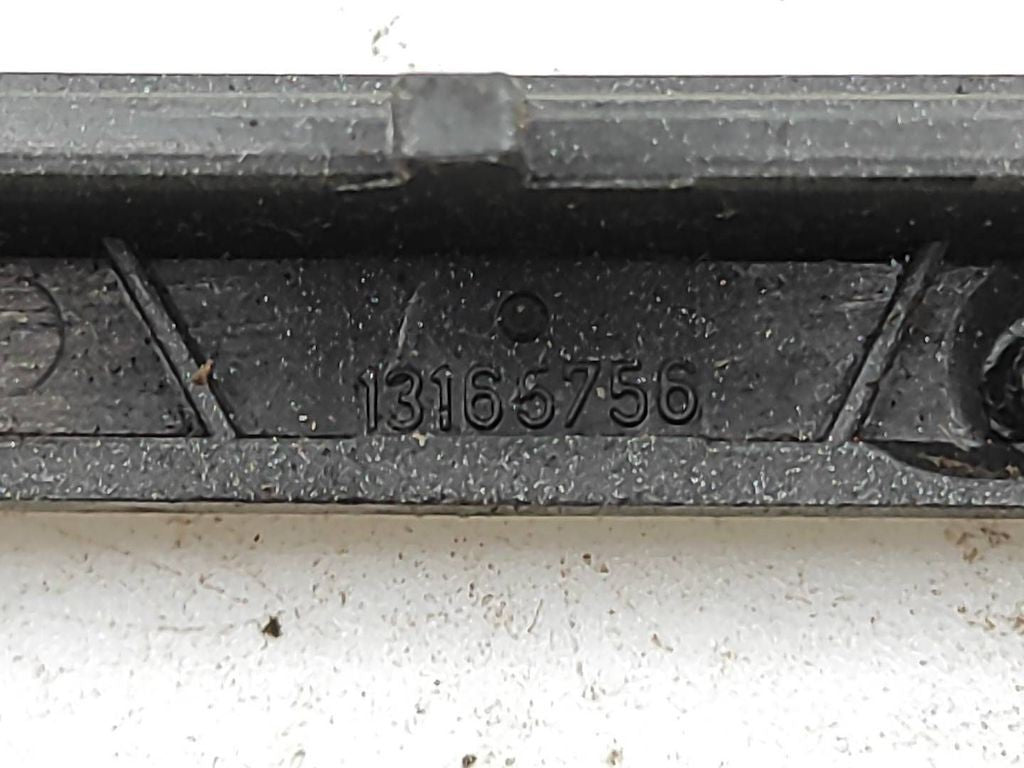 Opel Vectra C 2004 Gear shifter surround trim plastic 13165756 