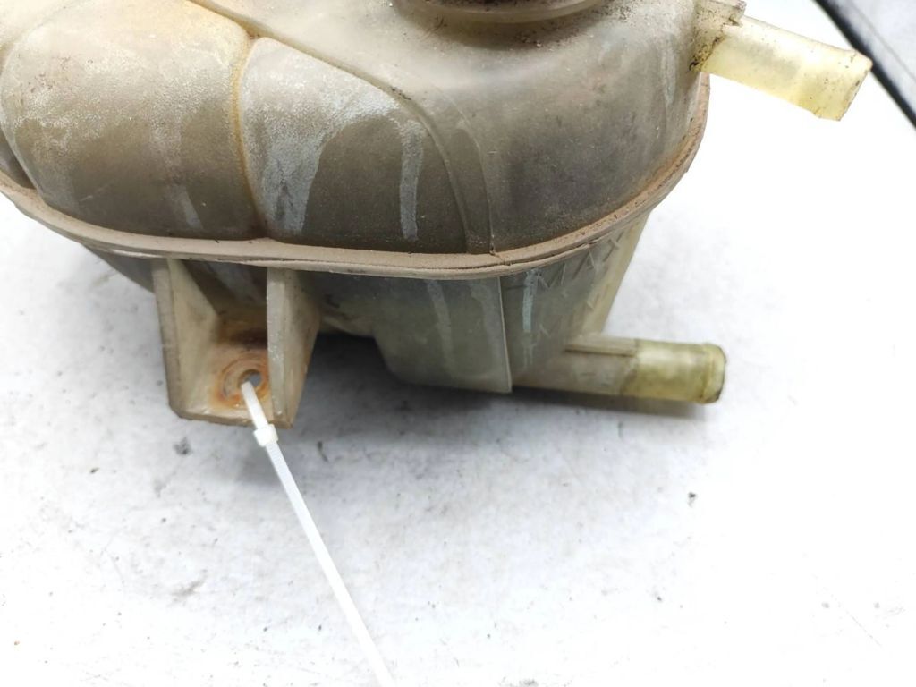 Renault Master II 1999 Water coolant expansion tank reservoir 7700838740 