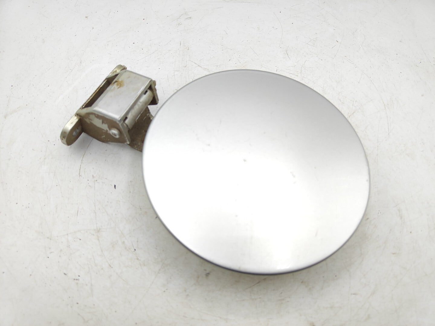 Alfa Romeo 156 2.4 10V 2004 Fuel Flap Cap Cover 60620940 Silver