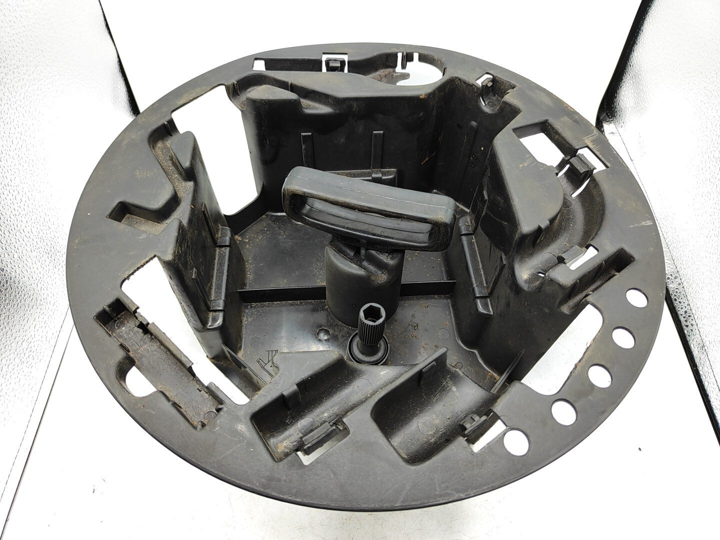 Alfa Romeo 156 2.4JTD SW 2001 Spare Tire Tools Box 60622205