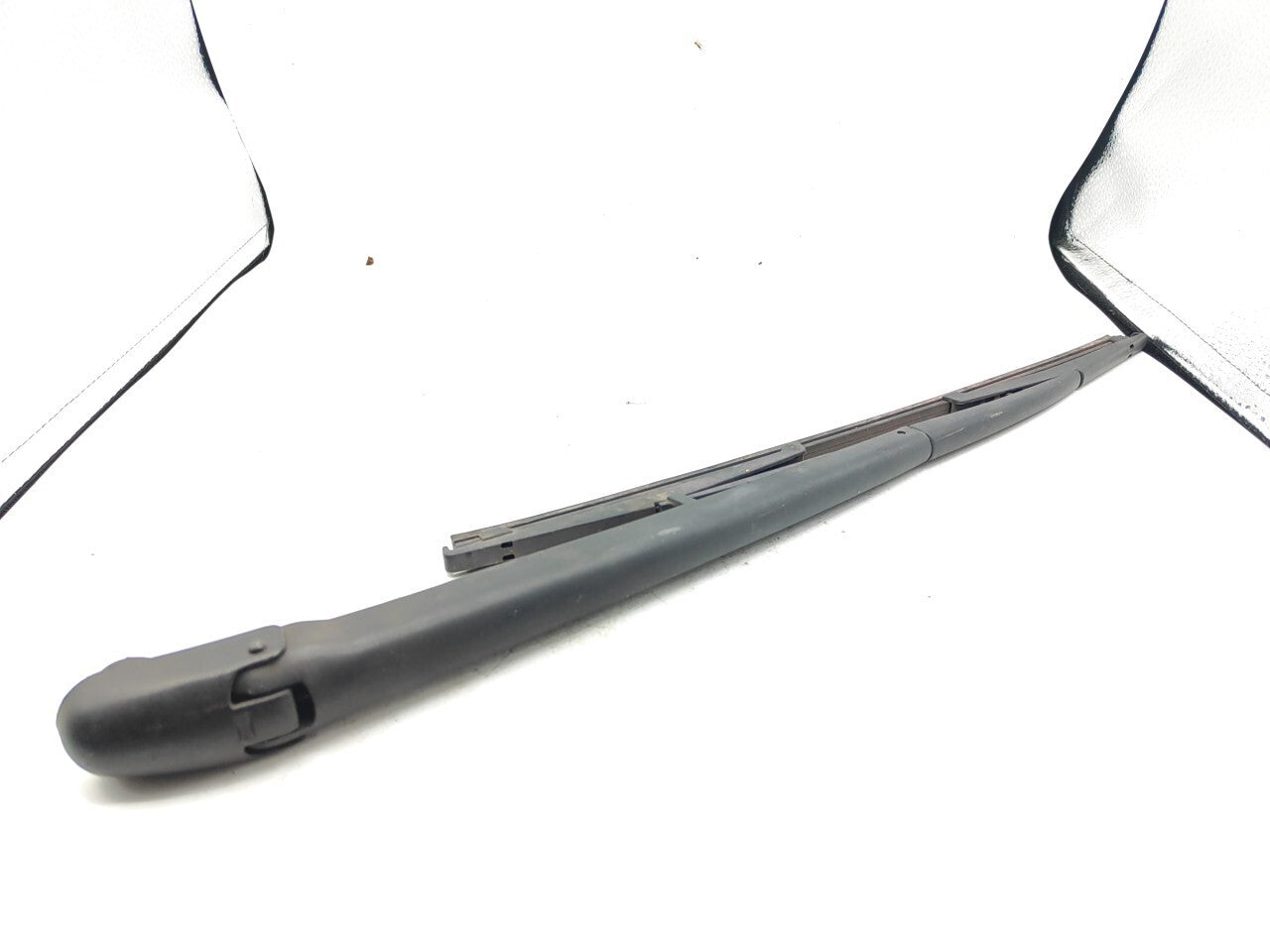 Alfa Romeo 147 2004 Rear Tailgate Trunk Wiper Blade Arm