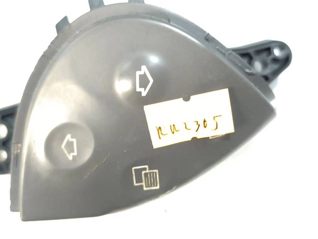 Mercedes-Benz E Class W211 2003 Steering wheel buttons A2118206110 