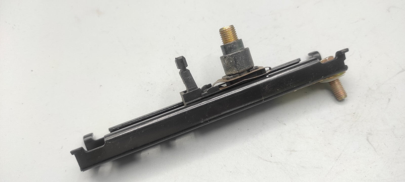 Alfa Romeo 156 2004 Front Right Seatbelt Height Adjustment Regulator Rail