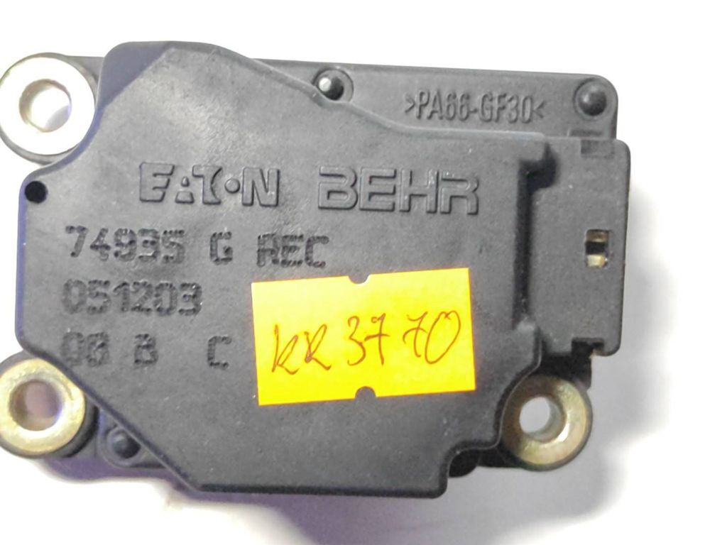 Volvo S60 2002 Air heater flap actuator motor 74935G 