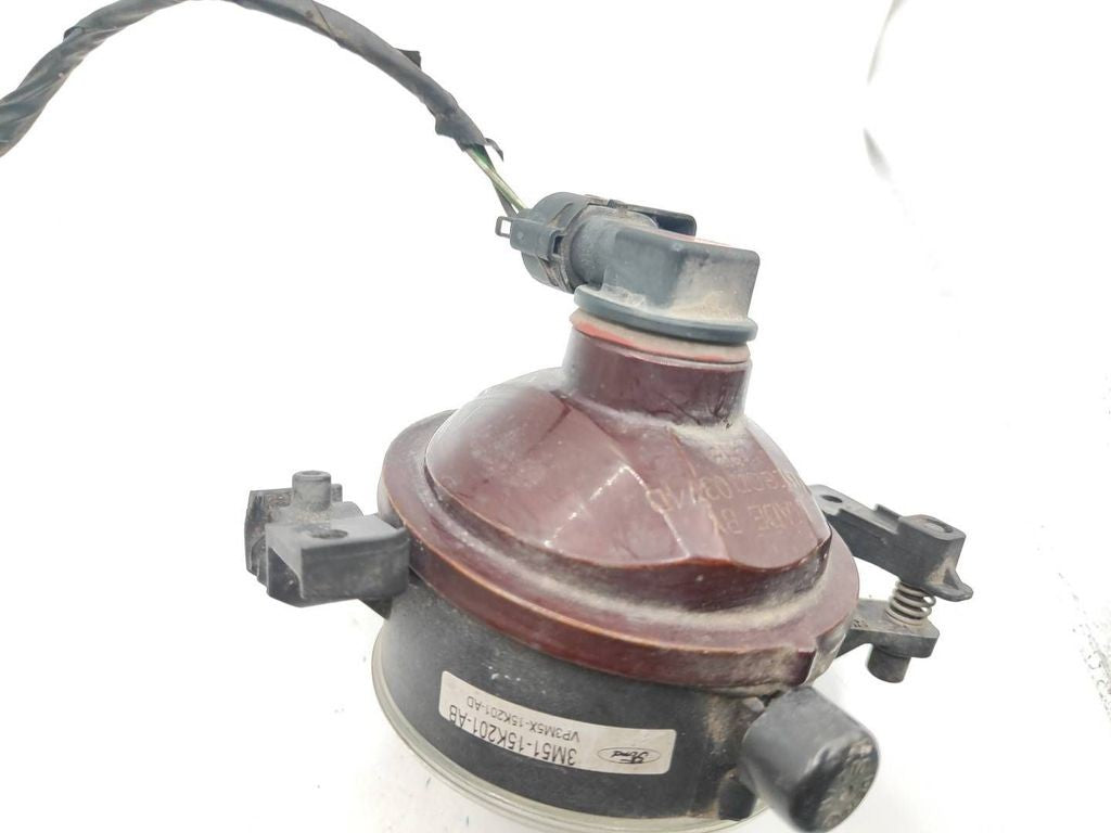 Ford Focus C-MAX 2006 front bumper fog light 3M5115K201AB 