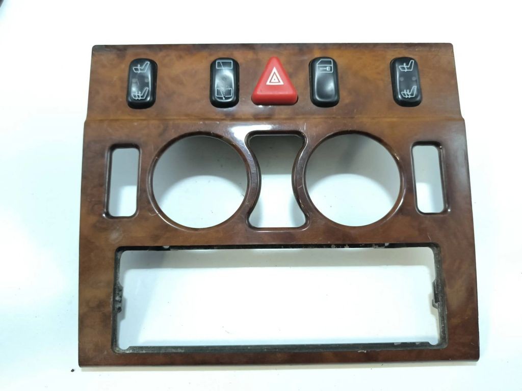 Mercedes-Benz E W210 1996 Diesel A set of switches 2108200151 