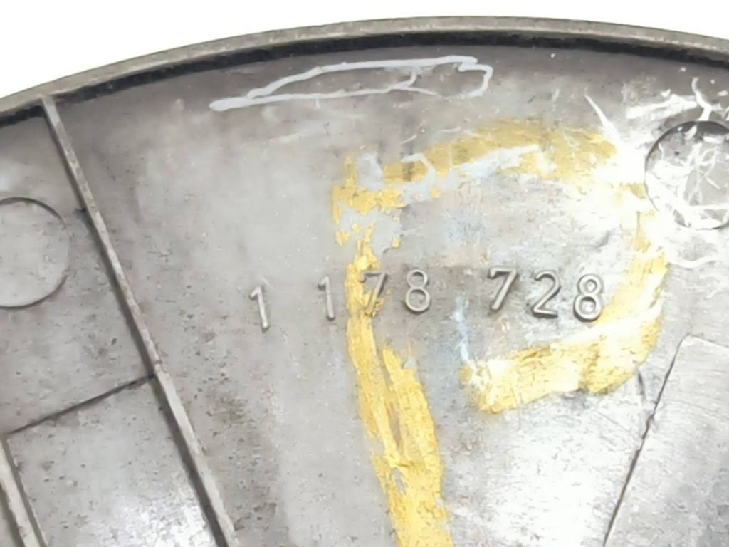 BMW 5 E34 1992 Original wheel cap cover 1178728 