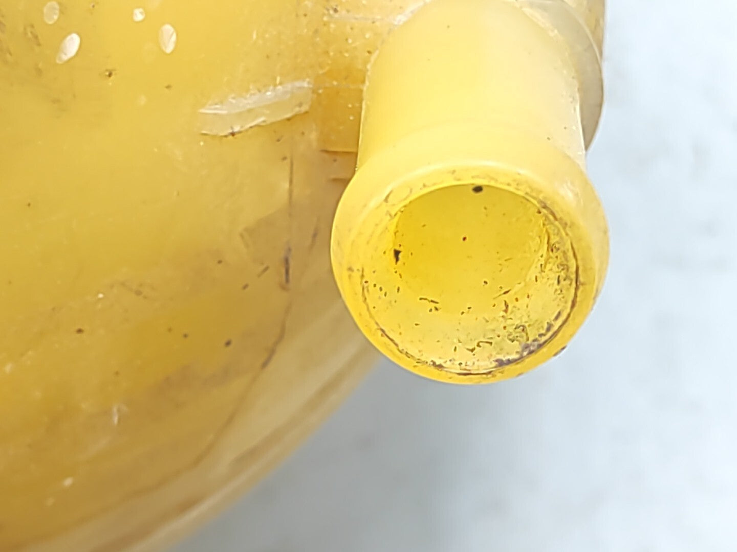 Volkswagen VW GOLF MK4 2001 Overflow expansion coolant tank 1J0121403