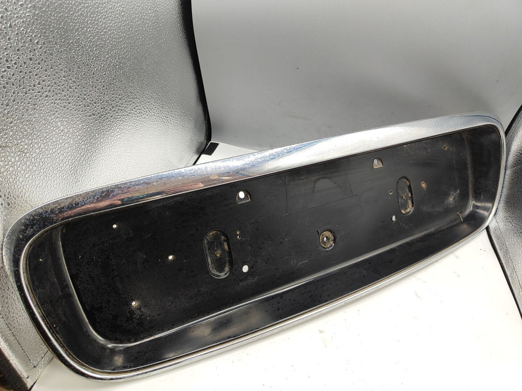 Rover 400 420 418 1996 Rear Number Plate Holder Trim Bar DRC100780