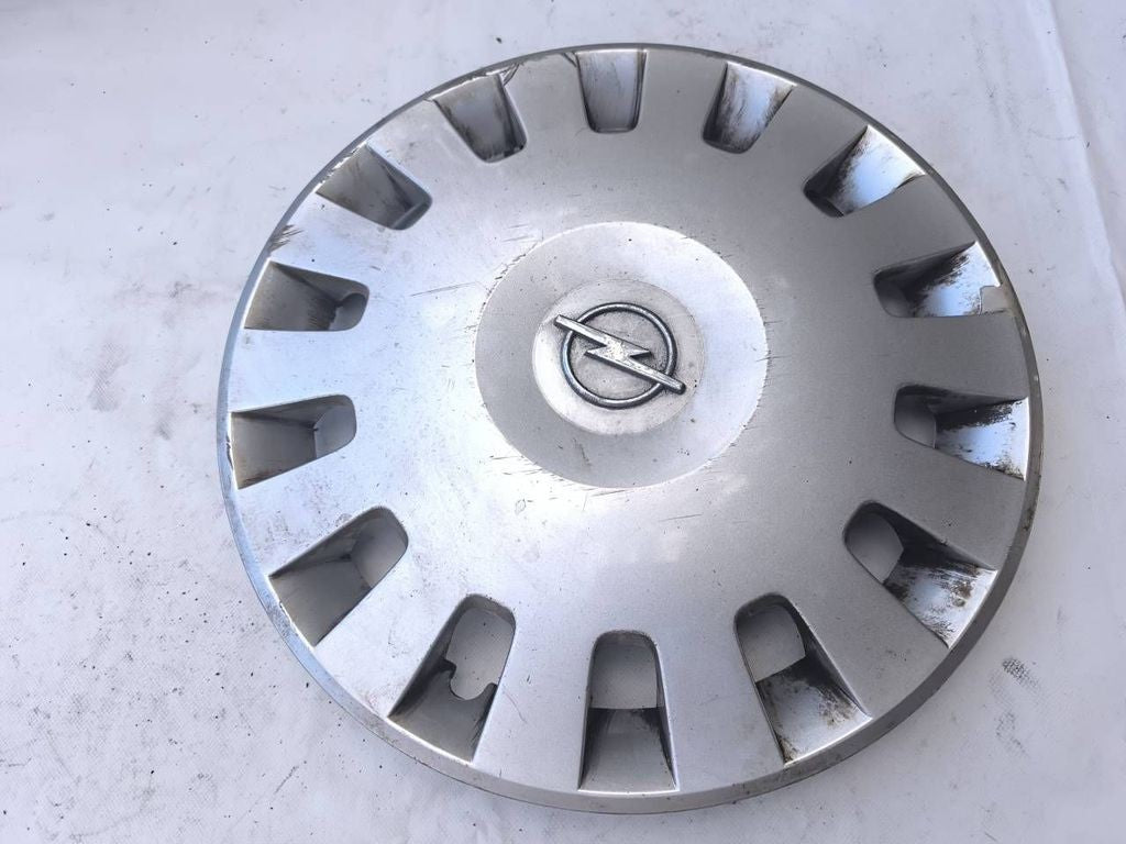 Opel Corsa C 2000 R14 wheel hub cap trim 24443195 