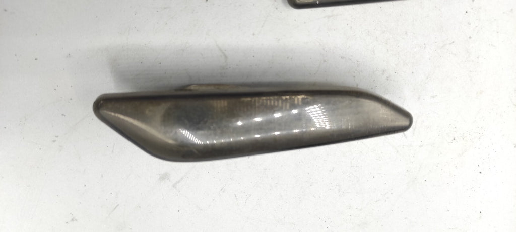 Alfa Romeo 156 2.4JTD 110kW 2002 Front Left Right Fender Indicator Light