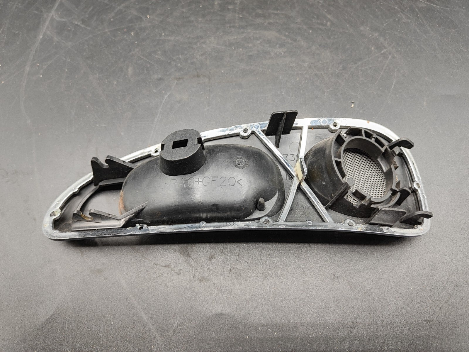 Alfa Romeo 156 1.9JTD 85kW 8V 2003 Front Right Interior Handle Trim