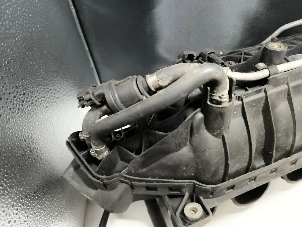 Alfa Romeo 156 Twin Spark 2000 Petrol Engine intake manifold 0280600011 