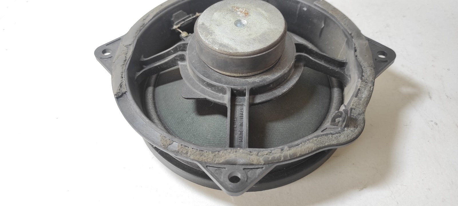 Alfa Romeo 147 1.9JTD 8V 85kW Diesel 2003 Interior Door Speaker