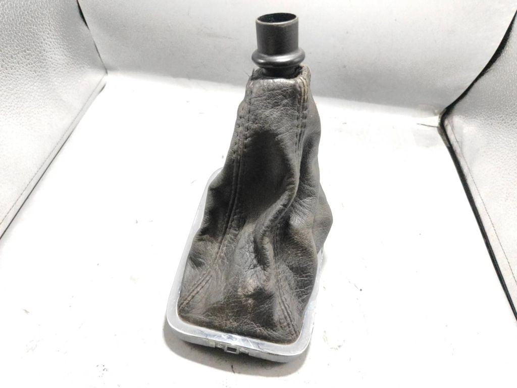 Peugeot 607 2001 Gear lever shifter trim leather 