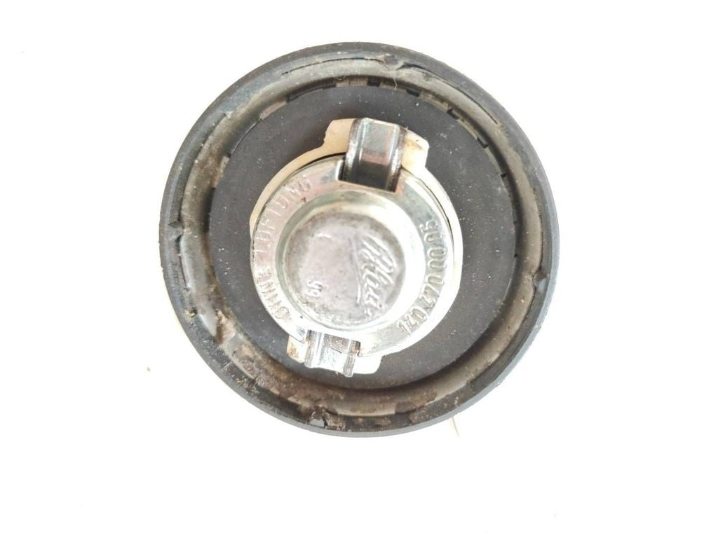 Mercedes-Benz E W210 1998 Fuel tank filler cap 1404700005  