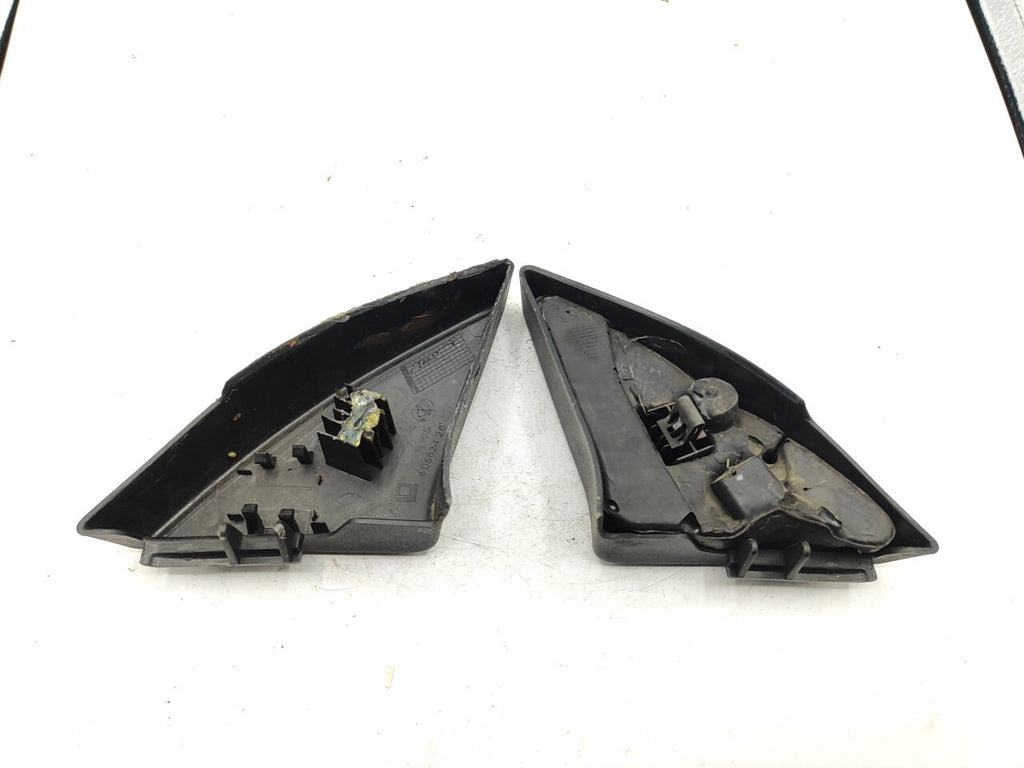 Alfa Romeo GT 1.9JTD 110kW 2008 Front Right Left Mirror Cover Trim 60682427