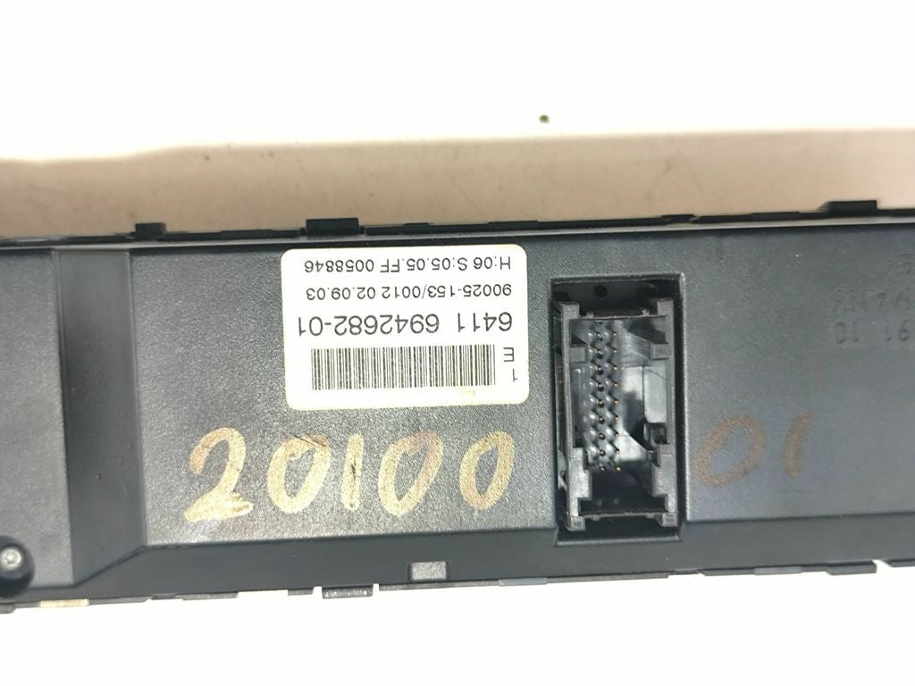BMW 5 E60 E61 2005 Climate control unit module 6942682 