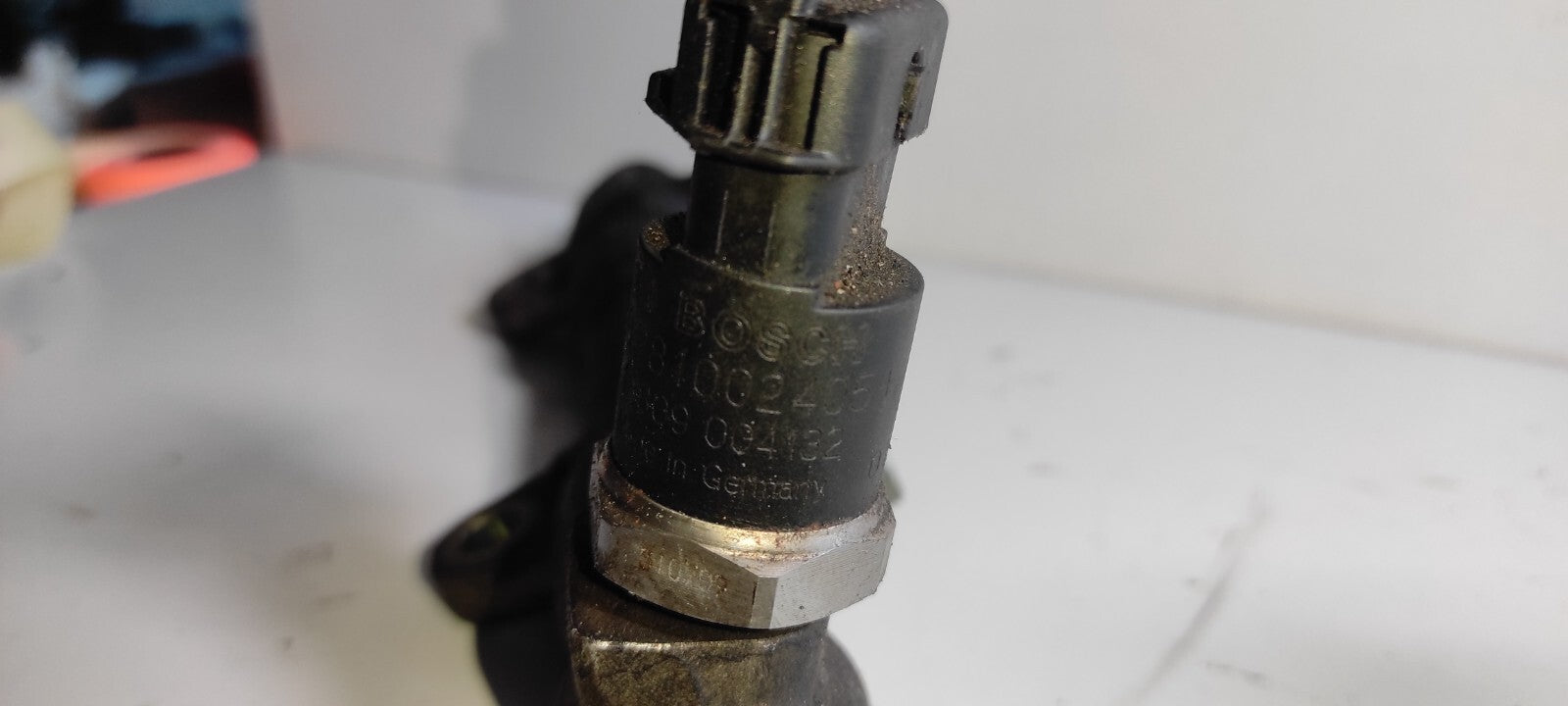 Alfa Romeo 166 2.4JTD 110kW 2005 Diesel Engine Fuel Rail Sensor 0445215008