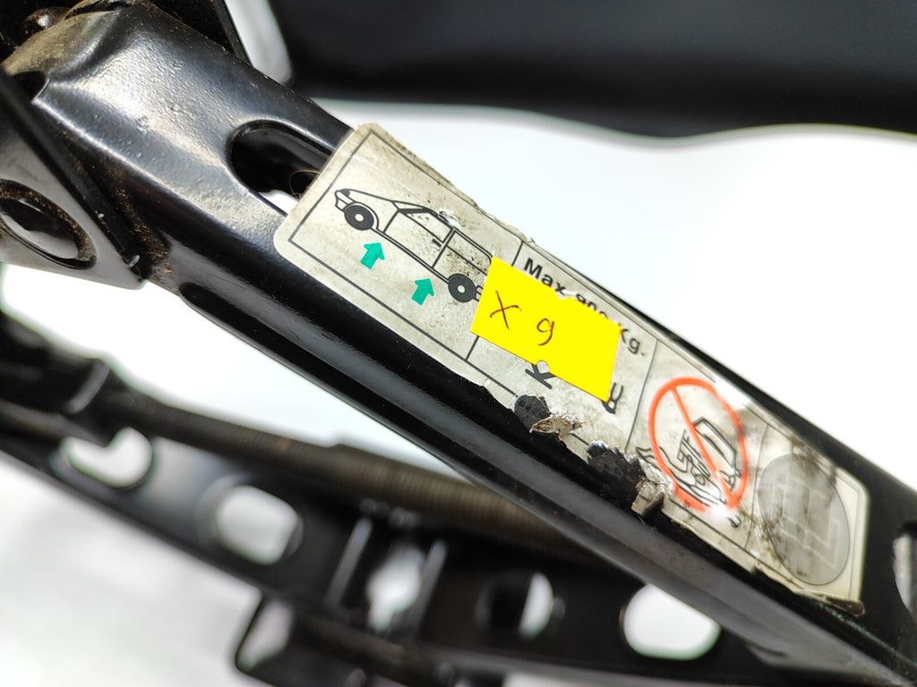 Alfa Romeo 156 Spare Wheel Tire Jack 78064